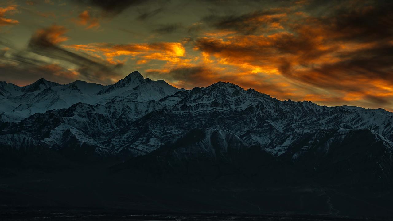 Achina Hotel Leh Bagian luar foto